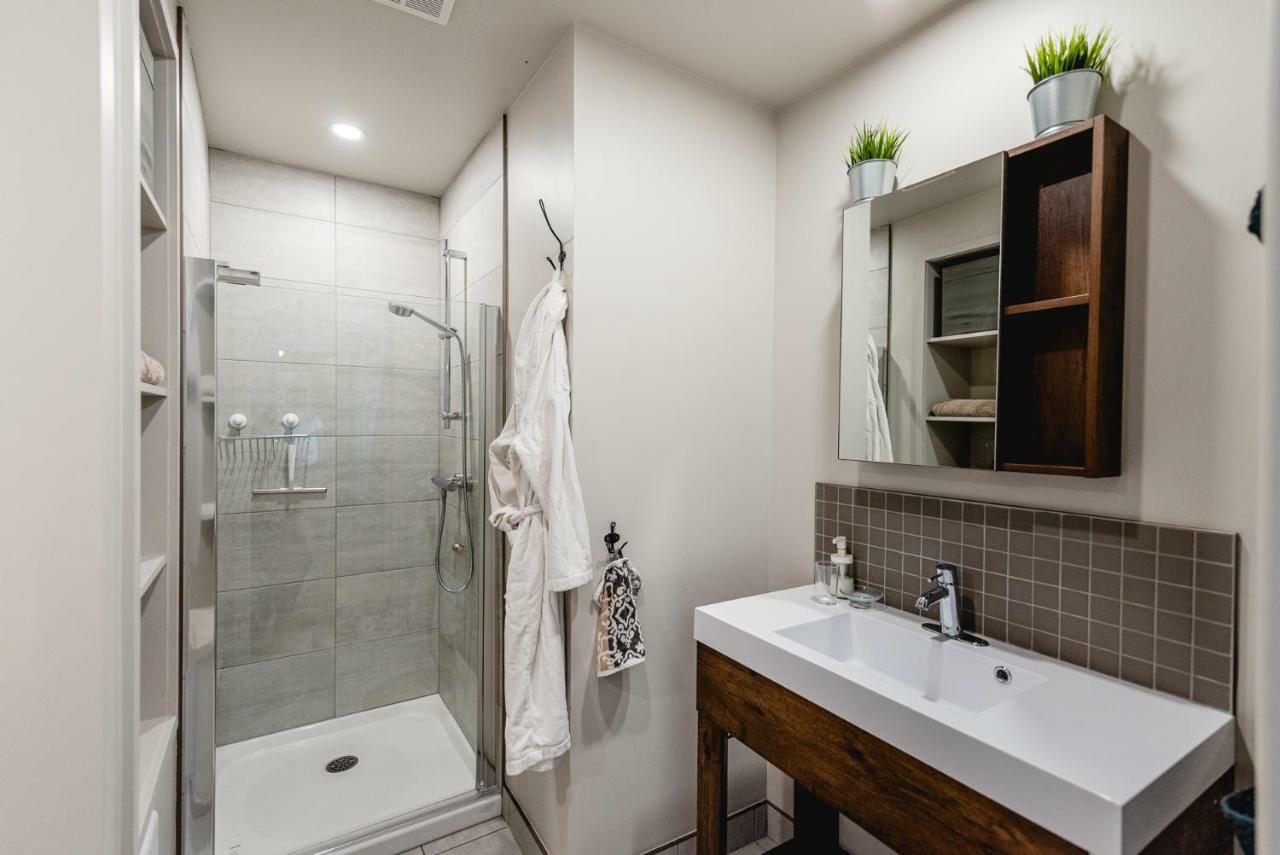 L'Auberge Du Qg La Prairie Zewnętrze zdjęcie
